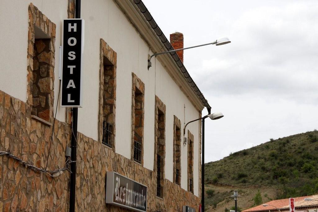 Hostal Nicolas Medinaceli Ngoại thất bức ảnh